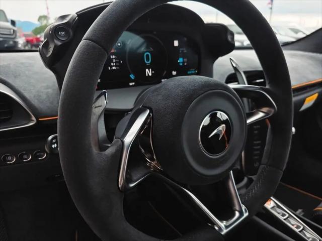 2025 McLaren Artura Performance