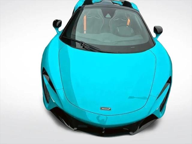 2025 McLaren Artura Performance