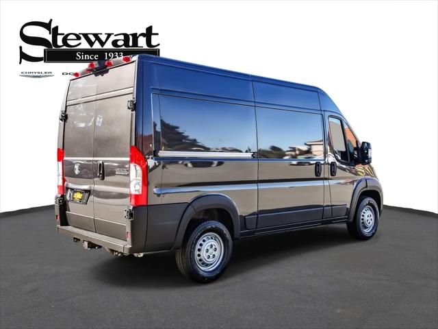 2026 Ram ProMaster 2500 Cargo Van Tradesman High Roof 136" WB w/Pass Seat