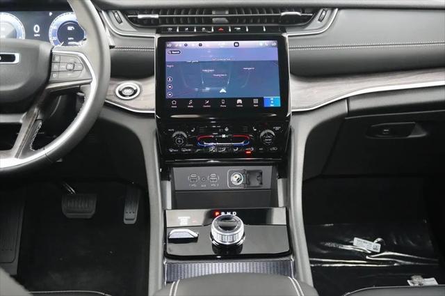 2025 Jeep Grand Cherokee L Limited 4x4