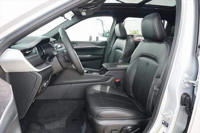 2025 Jeep Grand Cherokee L Limited 4x4