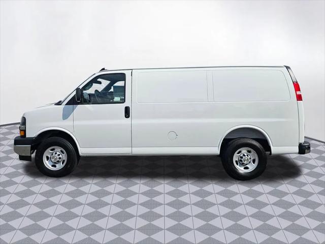 2025 Chevrolet Express Cargo Van RWD 2500 Regular Wheelbase WT
