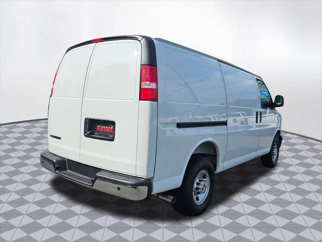 2025 Chevrolet Express Cargo Van RWD 2500 Regular Wheelbase WT