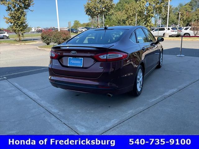 2016 Ford Fusion SE