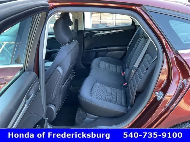 2016 Ford Fusion SE