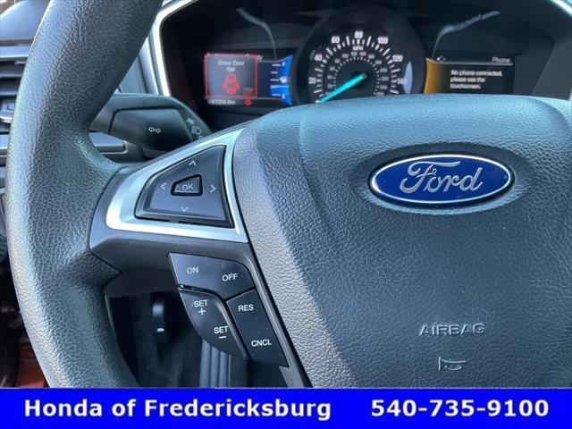 2016 Ford Fusion SE