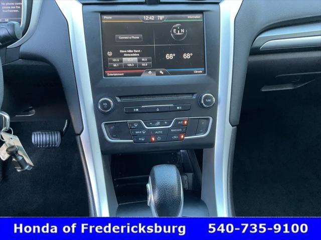 2016 Ford Fusion SE
