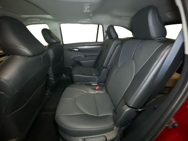 2025 Toyota Highlander Hybrid Limited