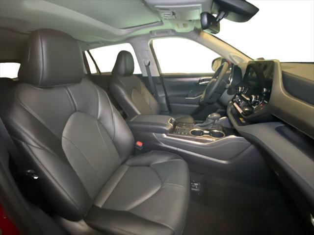 2025 Toyota Highlander Hybrid Limited
