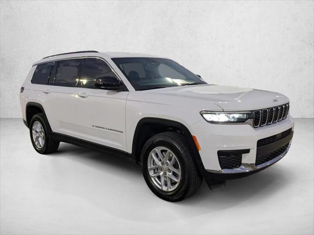 2025 Jeep Grand Cherokee Laredo 4x4