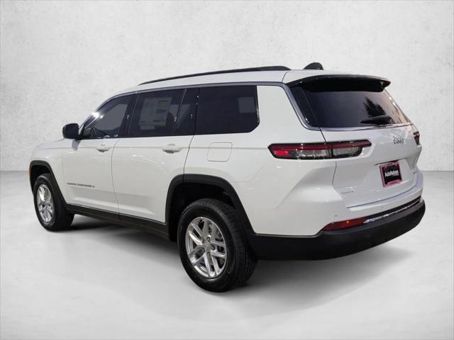 2025 Jeep Grand Cherokee Laredo 4x4
