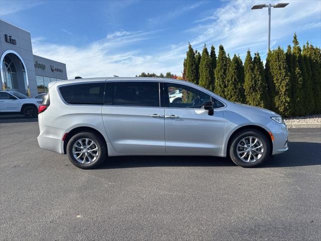 2026 Chrysler Pacifica PACIFICA LIMITED AWD