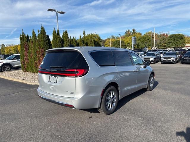 2026 Chrysler Pacifica PACIFICA LIMITED AWD