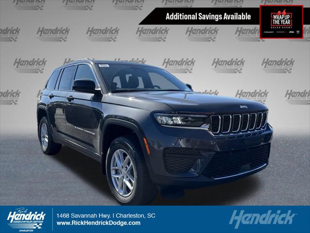 2025 Jeep Grand Cherokee GRAND CHEROKEE LAREDO X 4X4