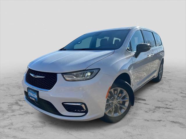 2026 Chrysler Pacifica PACIFICA SELECT AWD