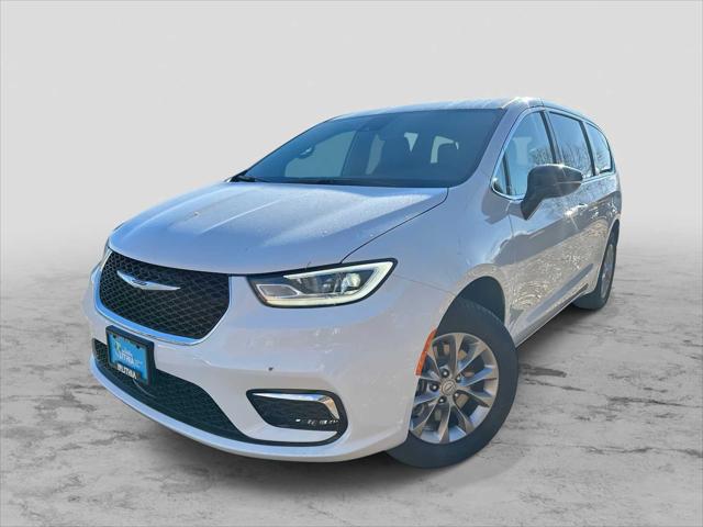 2026 Chrysler Pacifica PACIFICA SELECT AWD