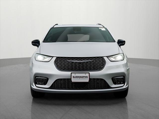 2026 Chrysler Pacifica PACIFICA LIMITED AWD