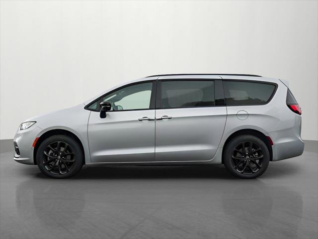 2026 Chrysler Pacifica PACIFICA LIMITED AWD