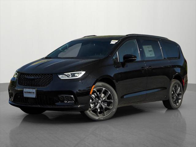 2026 Chrysler Pacifica PACIFICA LIMITED AWD