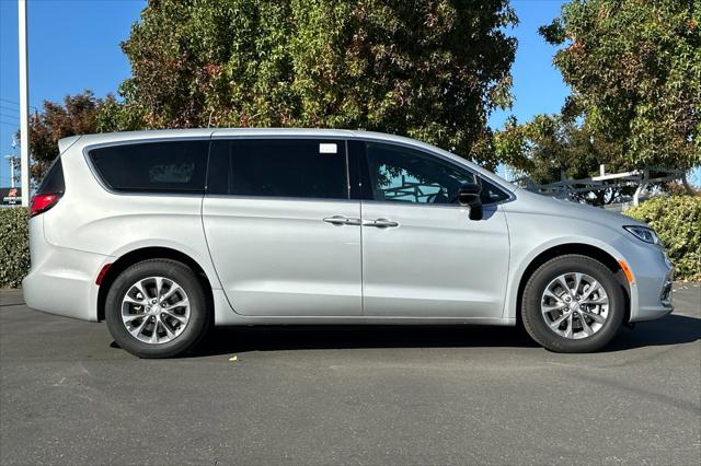 2026 Chrysler Pacifica PACIFICA LIMITED AWD 2026 Chrysler Pacifica PACIFICA LIMITED AWD