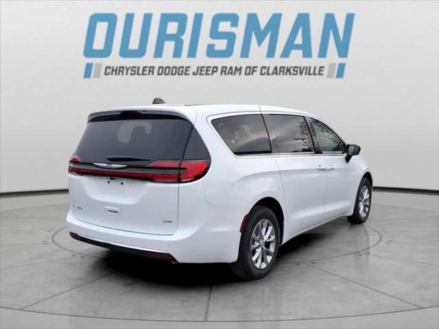2026 Chrysler Pacifica PACIFICA SELECT AWD