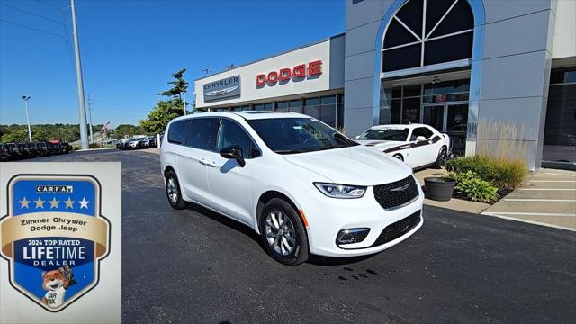 2026 Chrysler Pacifica PACIFICA SELECT AWD