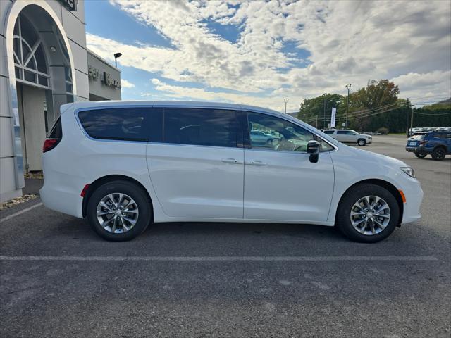 2026 Chrysler Pacifica PACIFICA SELECT AWD 2026 Chrysler Pacifica PACIFICA SELECT AWD