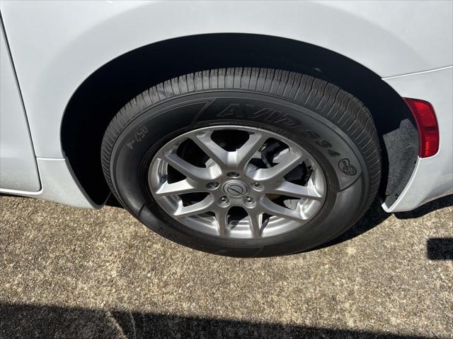 2026 Chrysler Voyager VOYAGER LX