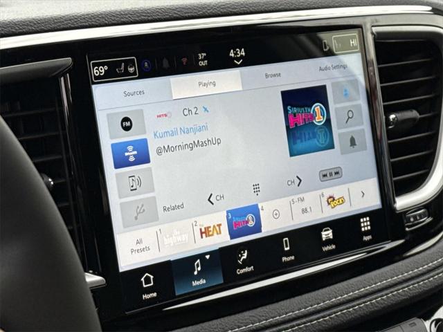 2026 Chrysler Pacifica PACIFICA SELECT