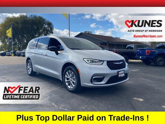 2026 Chrysler Pacifica PACIFICA SELECT AWD