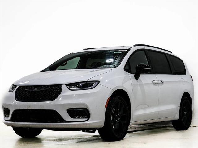 2026 Chrysler Pacifica PACIFICA LIMITED AWD
