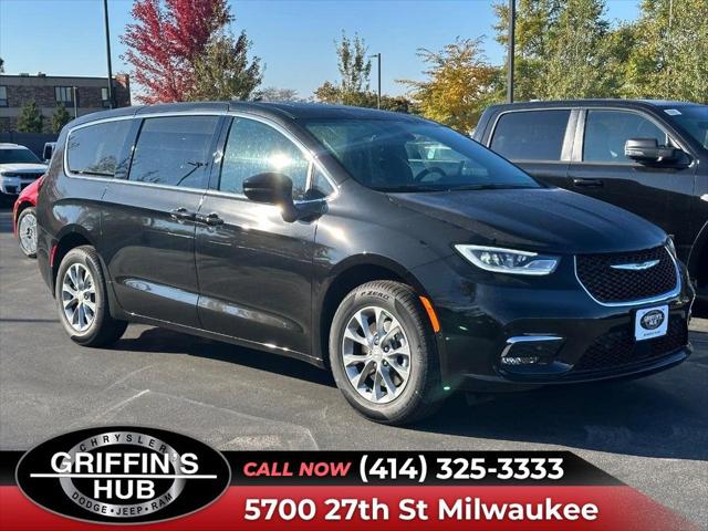 2026 Chrysler Pacifica PACIFICA SELECT AWD