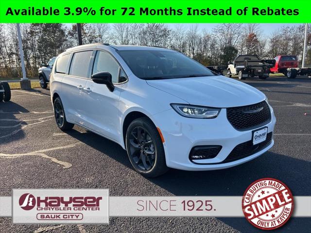 2026 Chrysler Pacifica PACIFICA LIMITED AWD