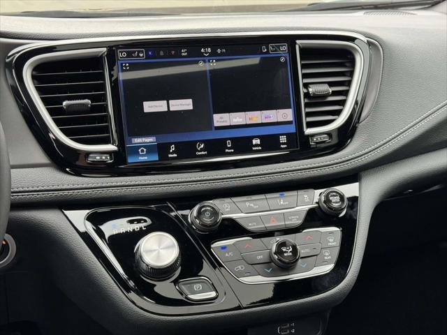 2026 Chrysler Pacifica PACIFICA SELECT