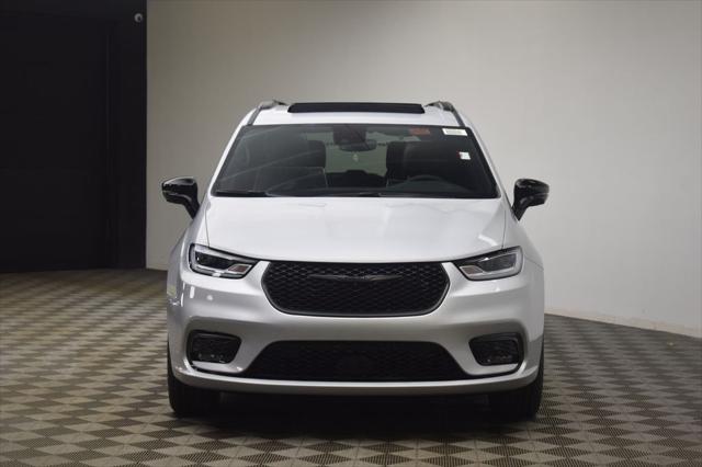 2026 Chrysler Pacifica PACIFICA LIMITED AWD