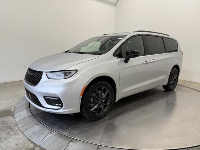 2026 Chrysler Pacifica PACIFICA LIMITED AWD