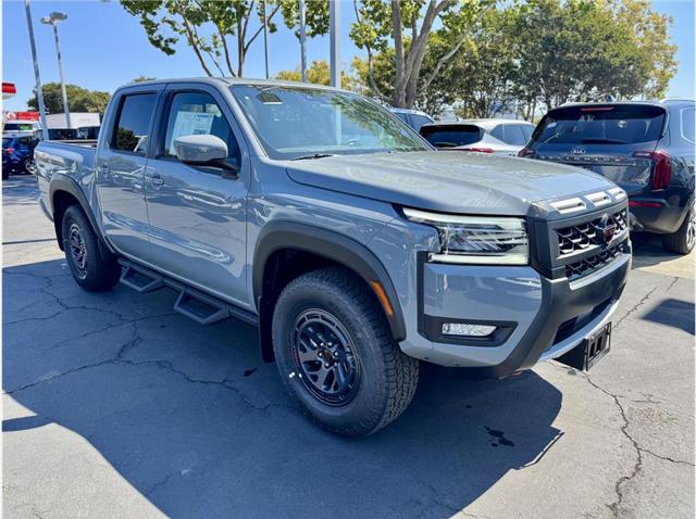 2025 Nissan Frontier Crew Cab PRO-4X 4x4