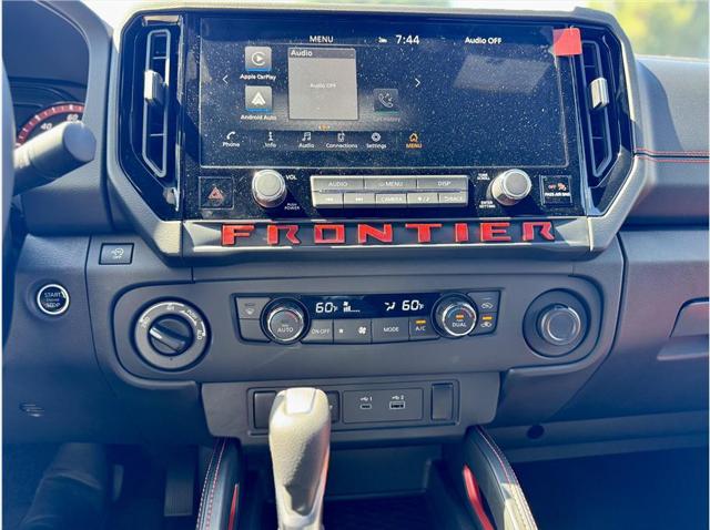 2025 Nissan Frontier Crew Cab PRO-4X 4x4