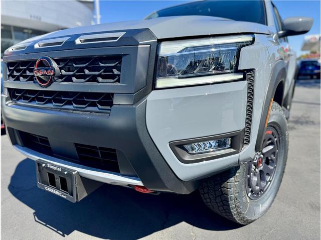 2025 Nissan Frontier Crew Cab PRO-4X 4x4