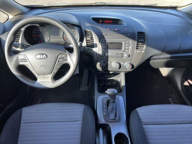 2016 Kia Forte LX 2016 Kia Forte LX