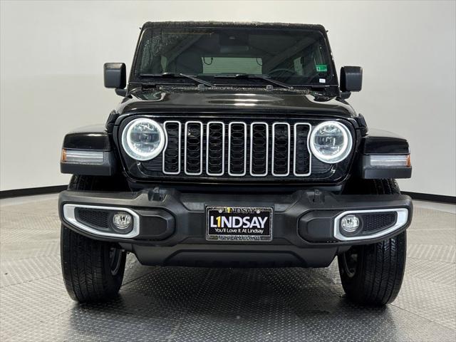 2024 Jeep Wrangler 4-Door Sahara 4x4