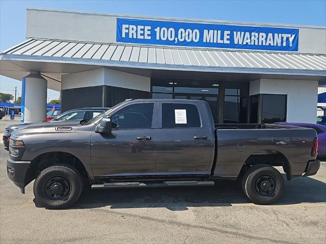 2025 RAM 2500 Tradesman Crew Cab 4x4 64 Box
