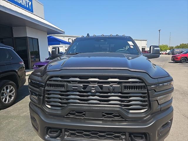 2025 RAM 2500 Tradesman Crew Cab 4x4 64 Box