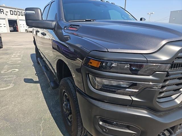 2025 RAM 2500 Tradesman Crew Cab 4x4 64 Box