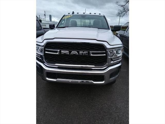 2022 RAM 2500 Tradesman Regular Cab 4x4 8 Box 2022 RAM 2500 Tradesman Regular Cab 4x4 8 Box