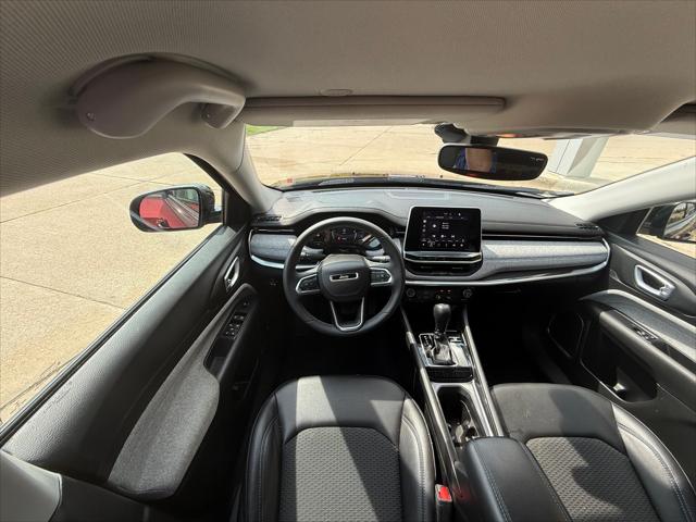 2022 Jeep Compass Latitude FWD