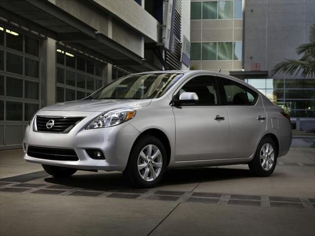 2014 Nissan Versa 1.6 S+