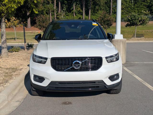 2021 Volvo XC40 T4 R-Design