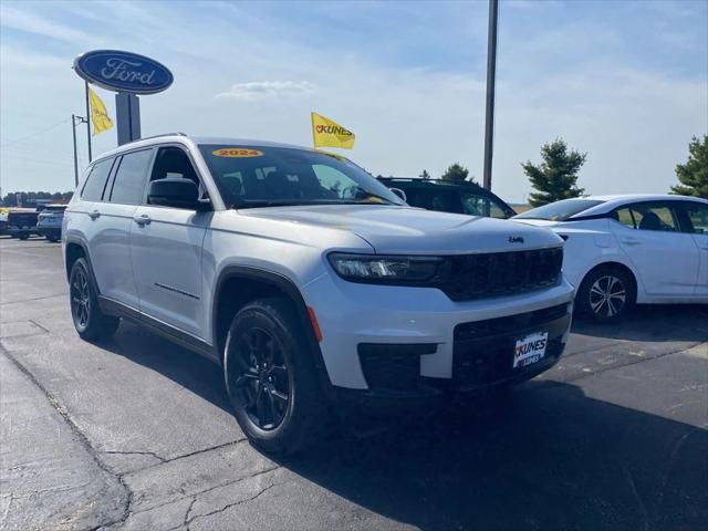 2024 Jeep Grand Cherokee L Altitude 4x4 2024 Jeep Grand Cherokee L Altitude 4x4