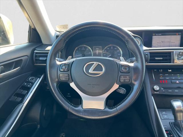 2017 Lexus IS 300 AWD
